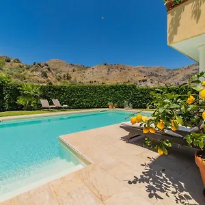 Almond , Taormina Italy